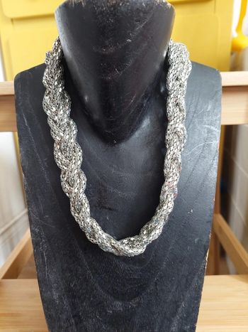 Collier en chaîne tressée