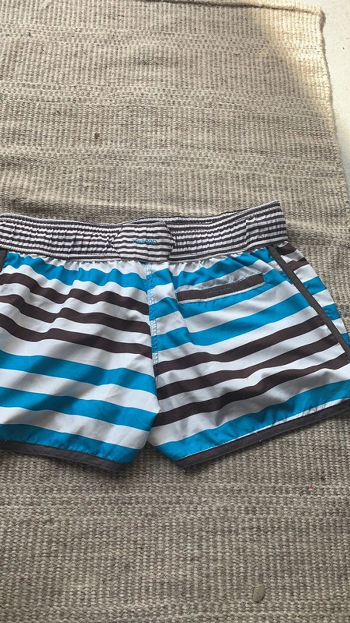 Short de bain taille M marque décathlon rayures - photo numéro 4