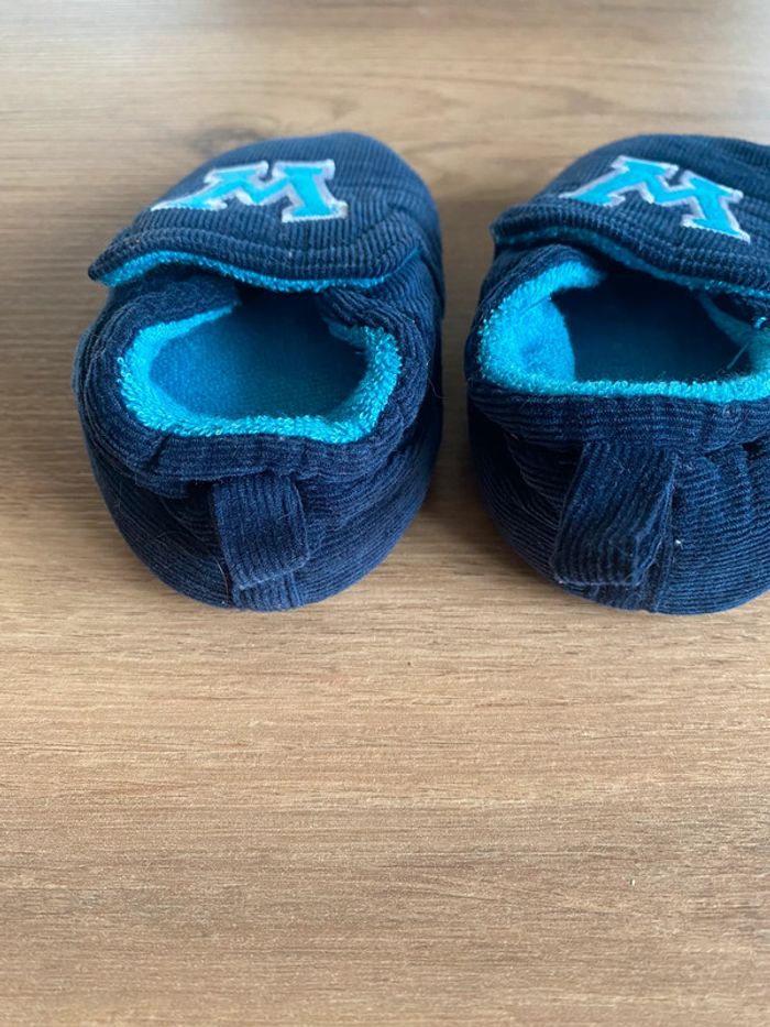 Jolie paire de chausson bleu neuf - photo numéro 4