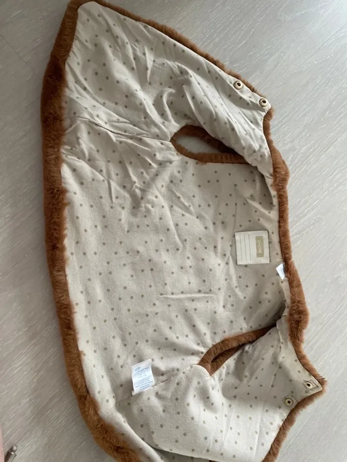 Veste fourrure 3 ans - photo numéro 5
