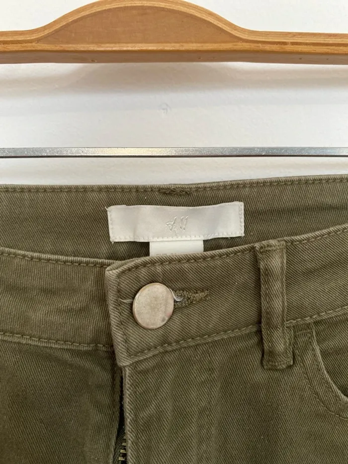 Short en jean kaki H&M 34 - photo numéro 2
