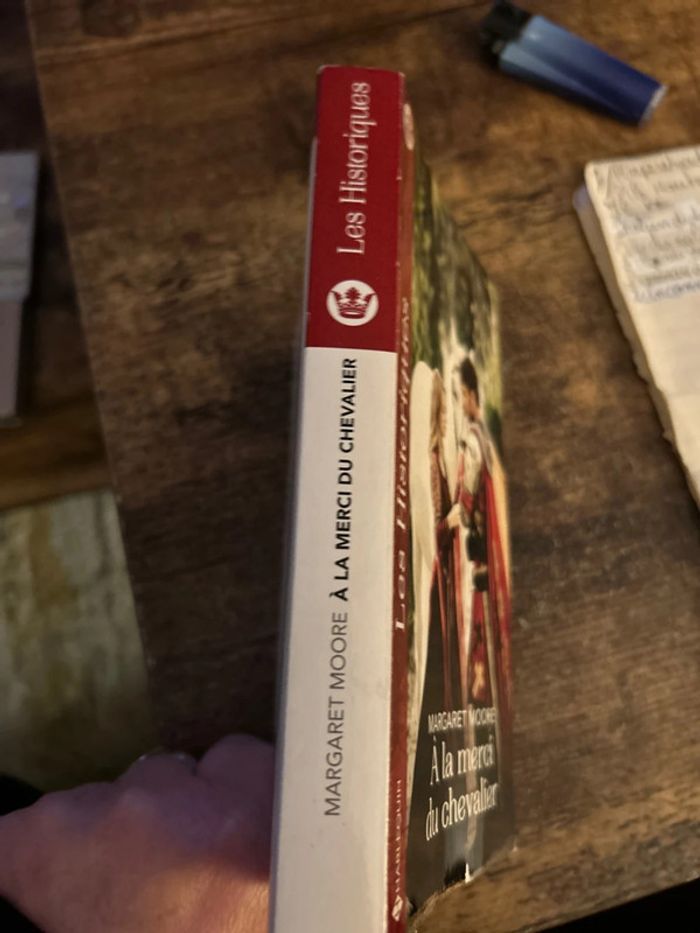 À la merci du chevalier - photo numéro 3