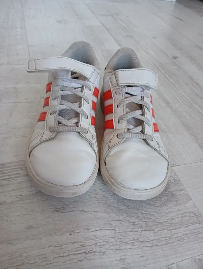Baskets adidas pointure 34 - photo numéro 4