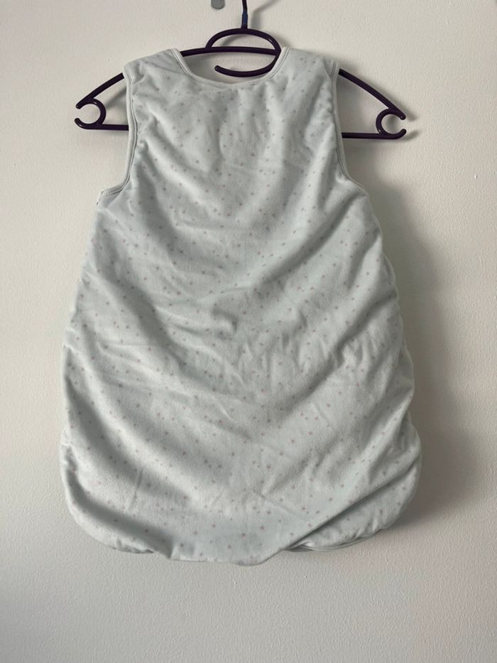 🍼 Gigoteuse d’hiver bébé – motif cœur & nœud - photo numéro 4