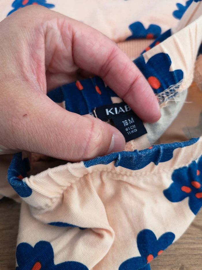 Ensemble grafik kiabi 12 mois orange a fleurs - photo numéro 4