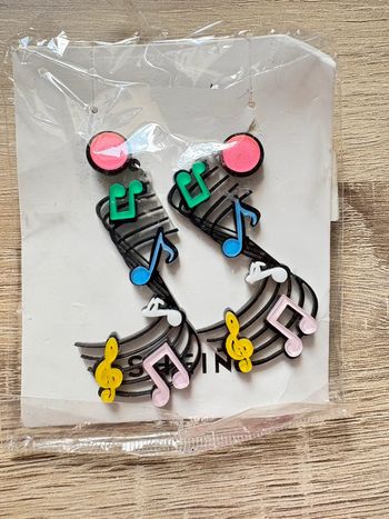 Grandes boucles d’oreilles notes de musique Shein