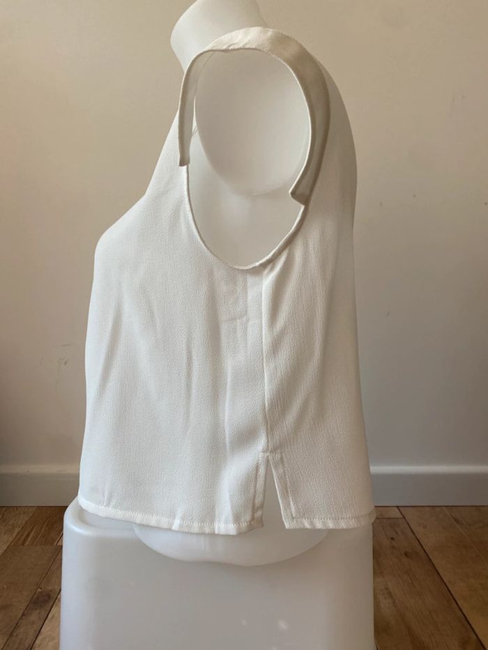 Top blanc court et léger - photo numéro 5