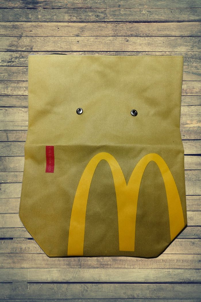 McDonalds - Sac bandoulière - Coton hydrofuge - Collector - Neuf - photo numéro 2