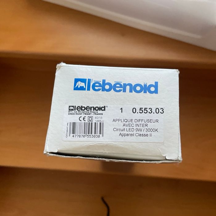 Applique salle de bain EBENOID 0.553.03 avec inter circuit led neuve - photo numéro 2