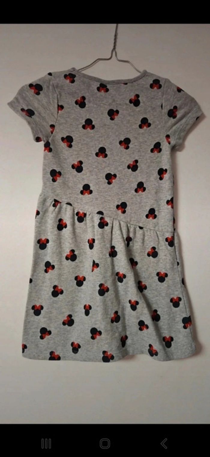 Robe Disney minnie 6 ans - photo numéro 3