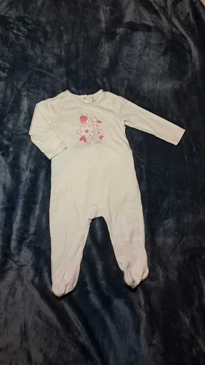 💚Pyjama bébé fille "Bee Lovely"  blanc & rose – 12 mois - photo numéro 2