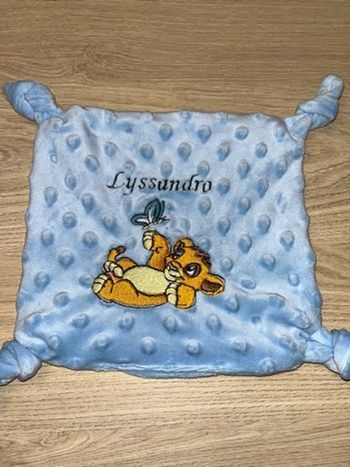 Doudou roi lion