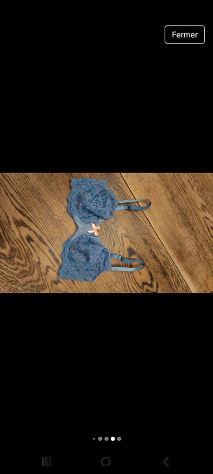 Soutien gorge bleu/rose Hunkemöller fr 85E - photo numéro 10