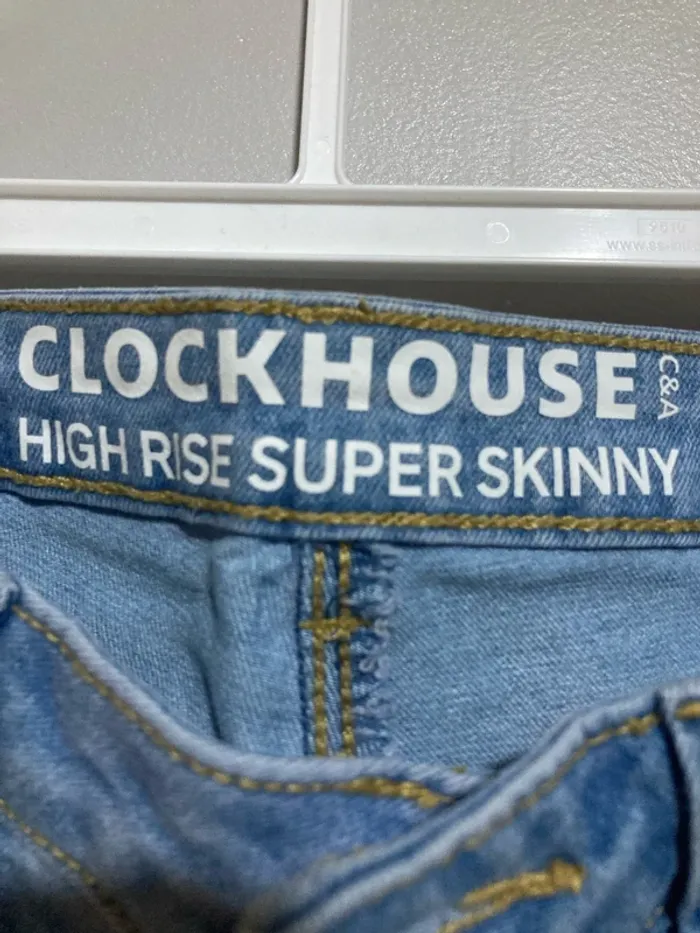 Jean super skinny bleu clair Clockhouse (C&A)Taille 38 - photo numéro 9