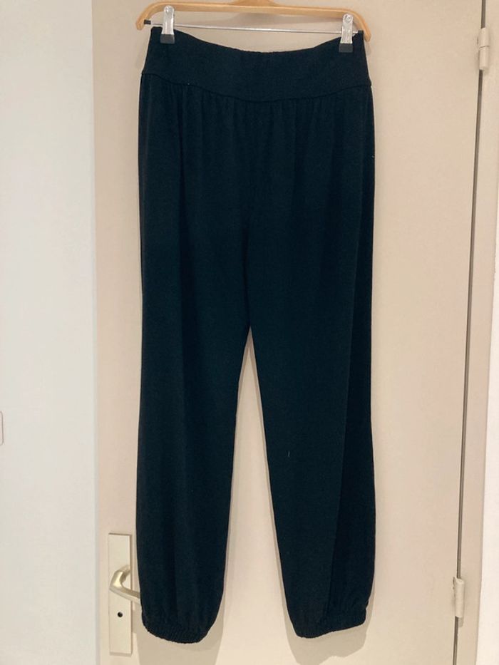 Pantalon noir - photo numéro 2