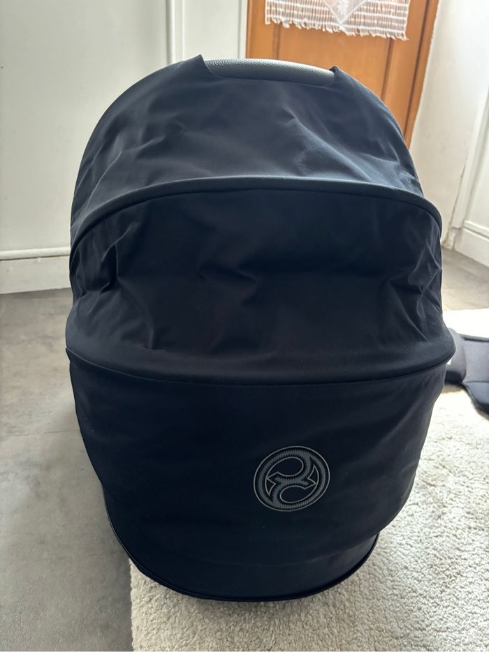 À saisir Nacelle Cybex Carry Cot noire - photo numéro 2