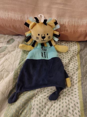 Doudou lion  pat et ripaton