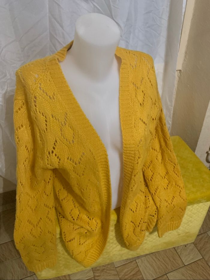 Veste longue moutarde crochet taille 42 très bon état - photo numéro 2