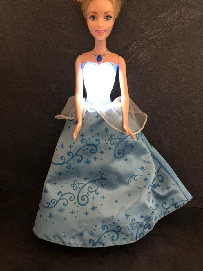 Barbie cendrillon - photo numéro 5