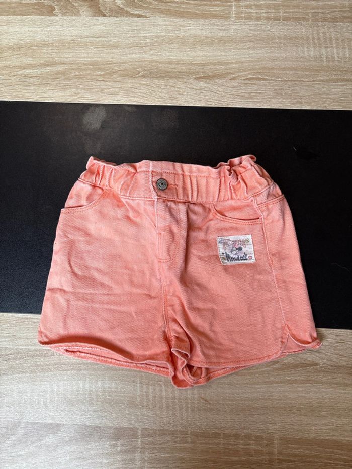 Short Minnie 6 ans