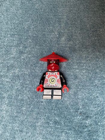Minifigurine lego ninjago day of the departed stone army scout redface
