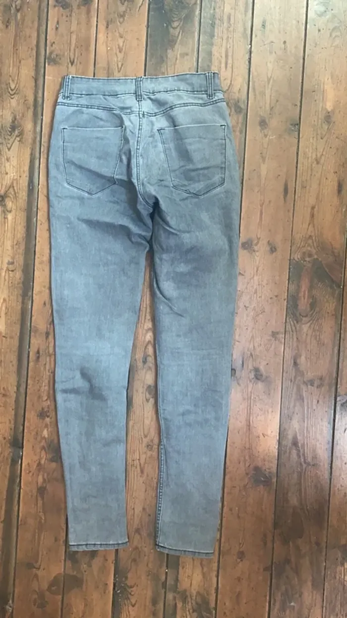 Jean 34 - photo numéro 3