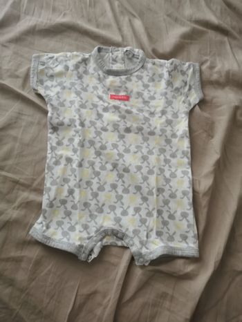 Barboteuse taille 3 mois