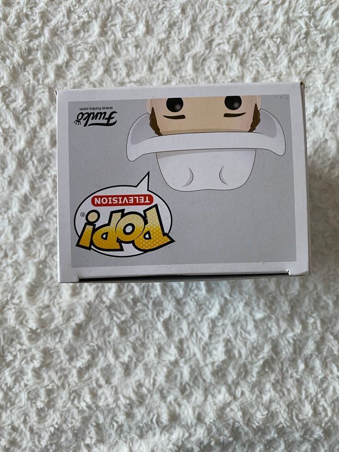 Funko Pop Joey Tribbiani – Friends #1067💬 “How you doin’?” - photo numéro 5