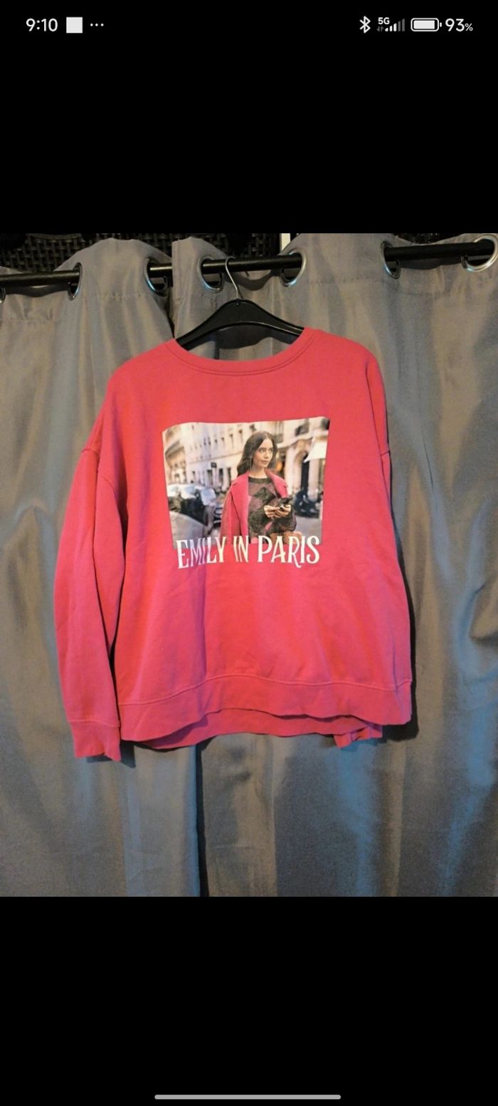 Pull Emily in paris