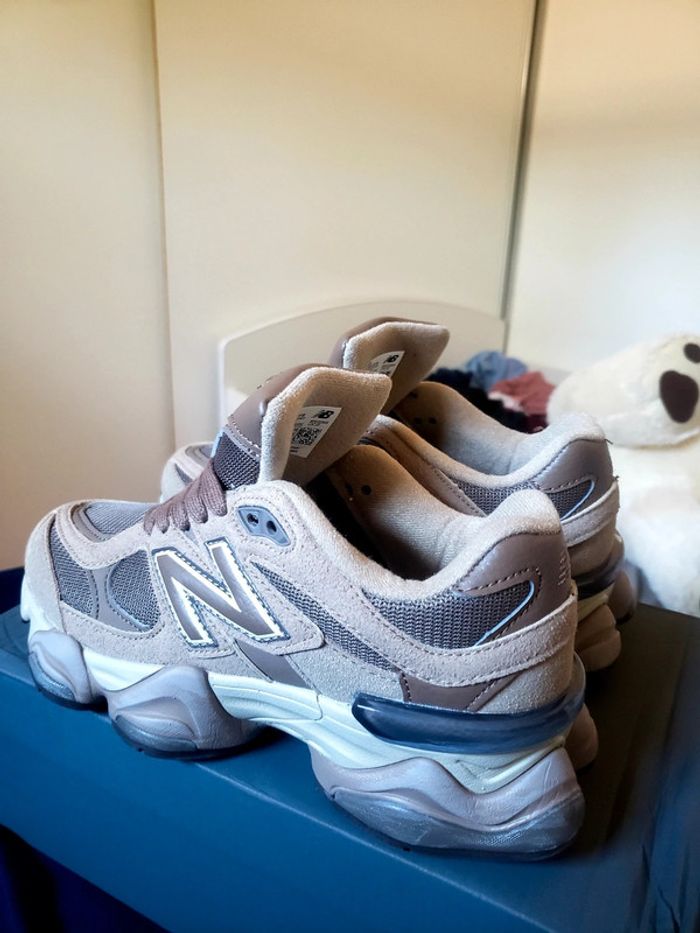 New balance 9060 Mushroom Brown marron champignon taille 37 neuf - photo numéro 2