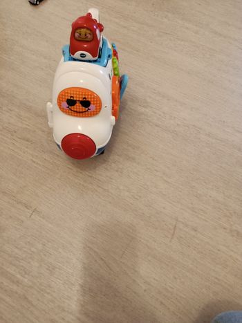 Avion tut tut bolide