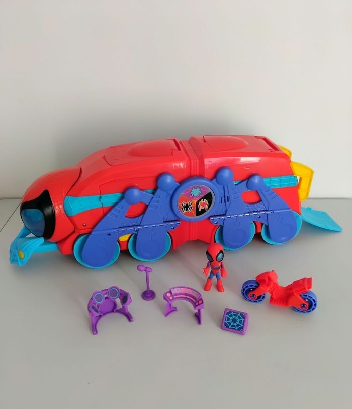 SPIDEY Arachno Mobile Camion QG Spider 🕸