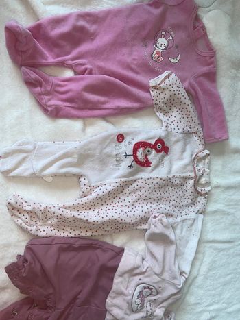 Lot 3 pyjamas