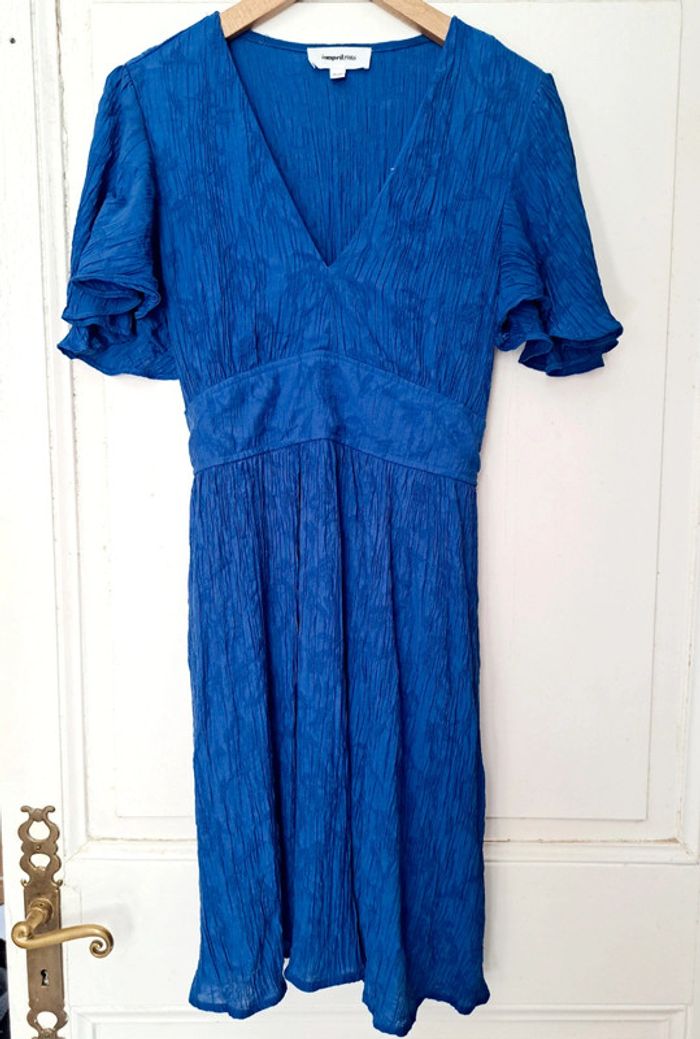 Neuve. Jolie robe 👗 d'été/ cérémonie.