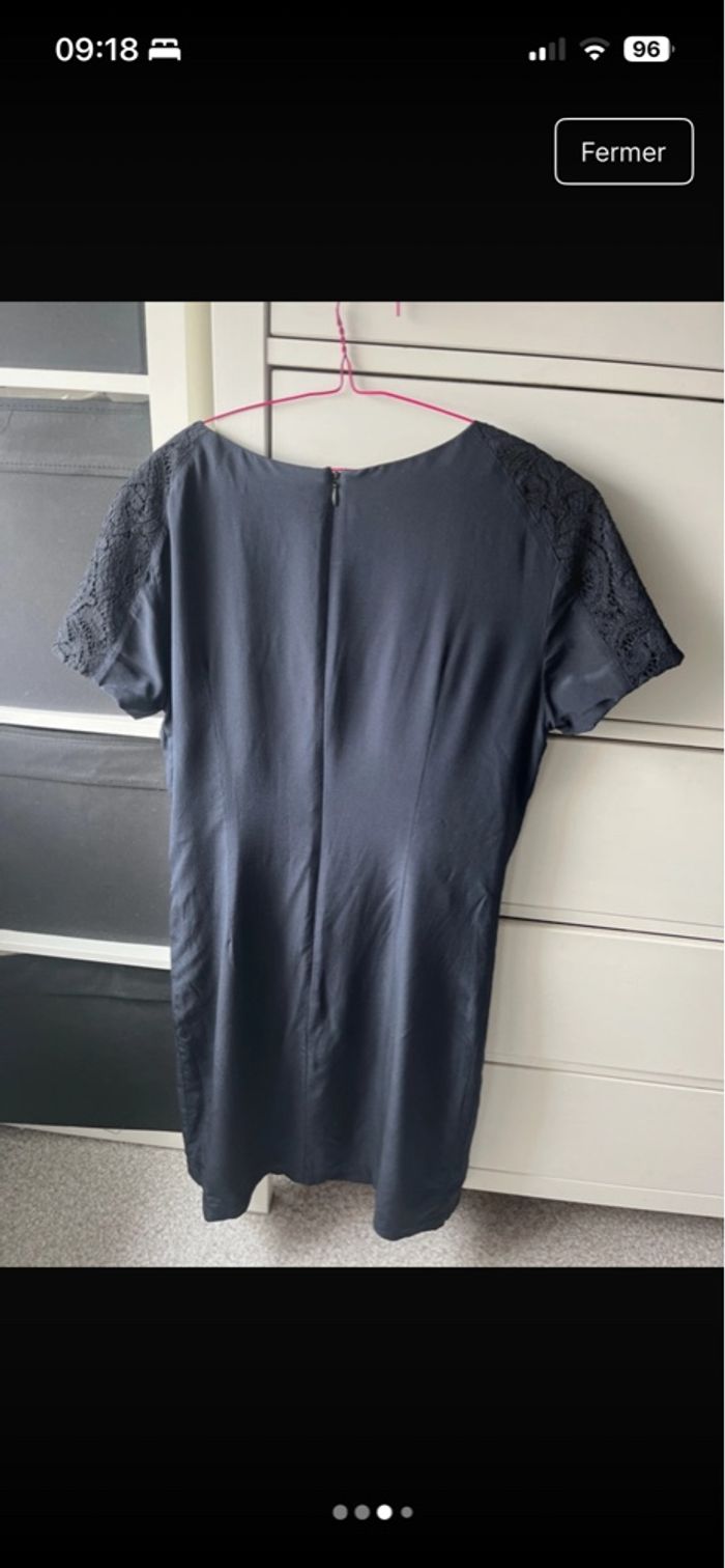 Robe dentelle - photo numéro 2