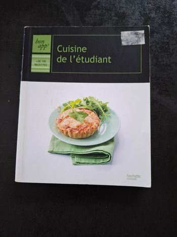 Livre Cuisine de l'étudiant en très bon état