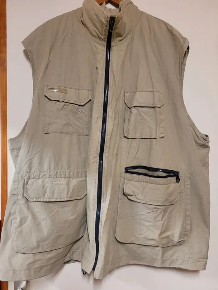 Veste sans manches taille 52