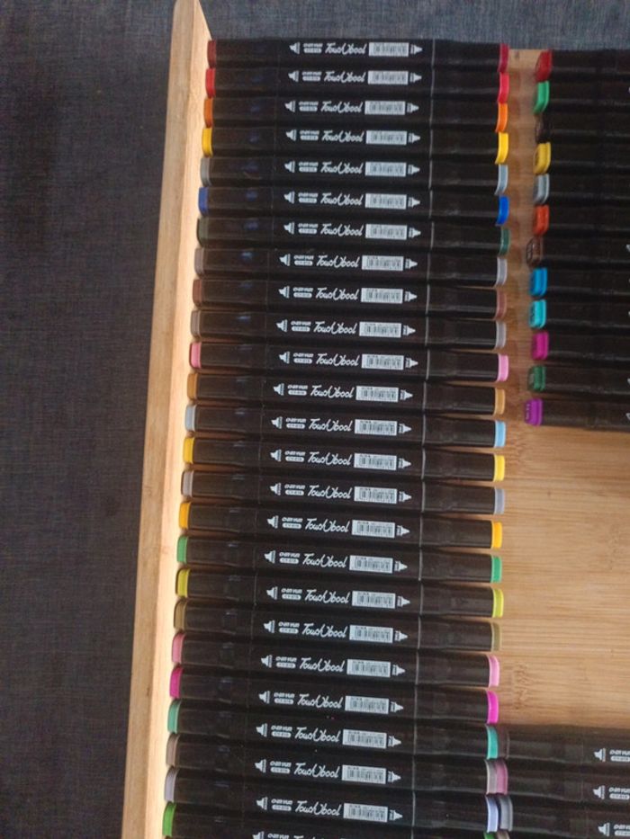 Lot de 45 feutres comme neuf - photo numéro 4