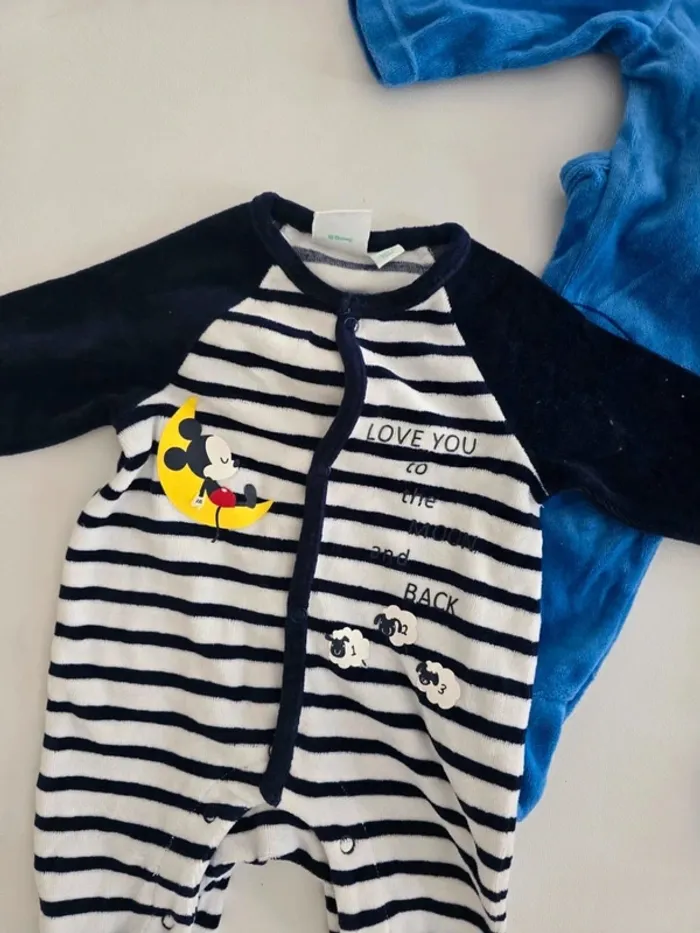 Lot de 2 pyjamas Mickey - photo numéro 2