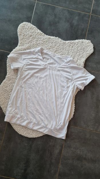 T shirt sport blanc quechua Décathlon T M 40