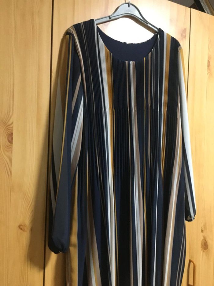 Robe doublé tissu voile - photo numéro 2