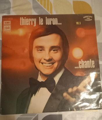 33T de Thierry le Luron, chante volume 3
