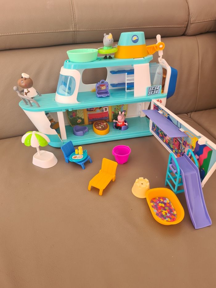 bateau de peppa pig - photo numéro 3