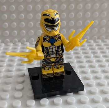 Figurine: Power Jaune , style lego