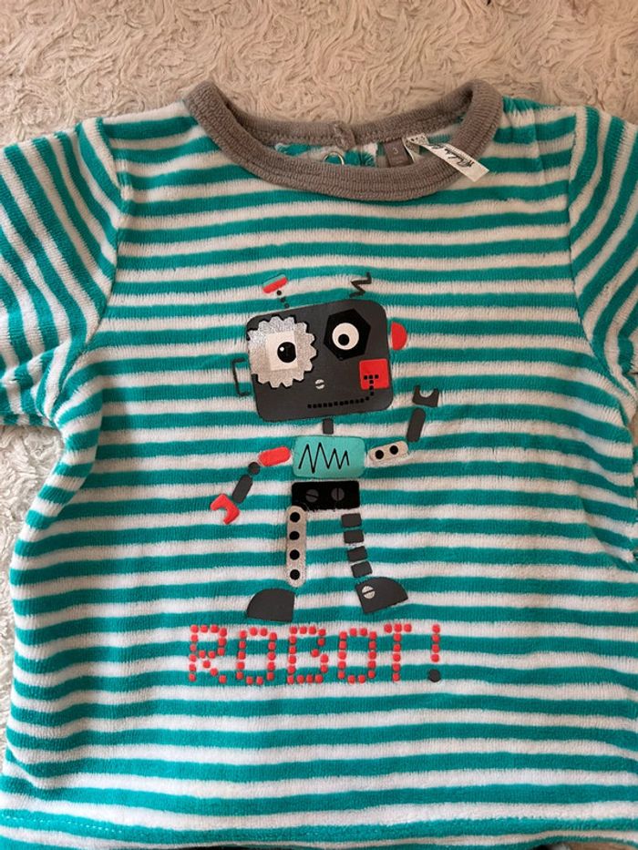 Pyjama 2 pièces très bon état 3 mois - photo numéro 2