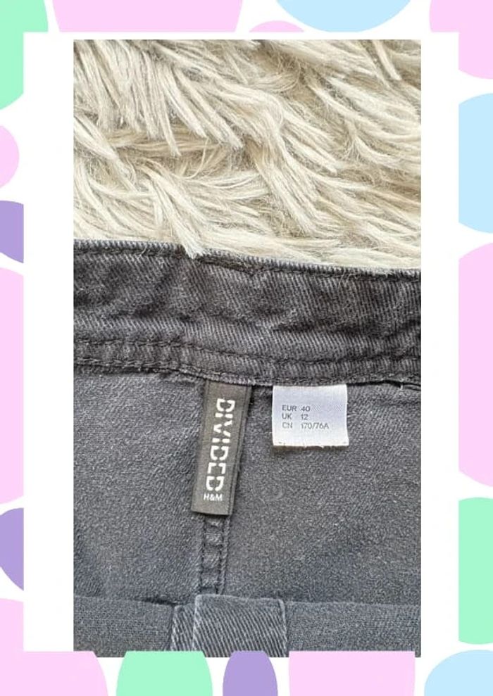 Jupe noire boutonnée H&M – Taille 40 - photo numéro 4