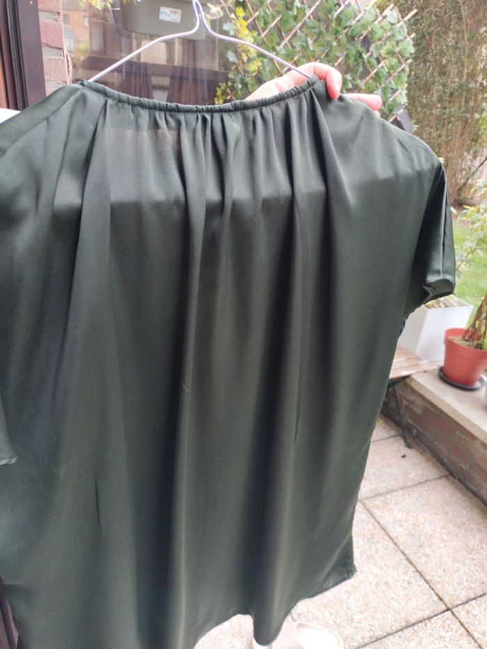 Blouse kaki satin Oversize - photo numéro 6