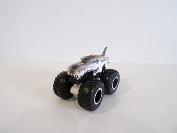 Monster trucks - Hot Wheels - Méga Wrex (J14)