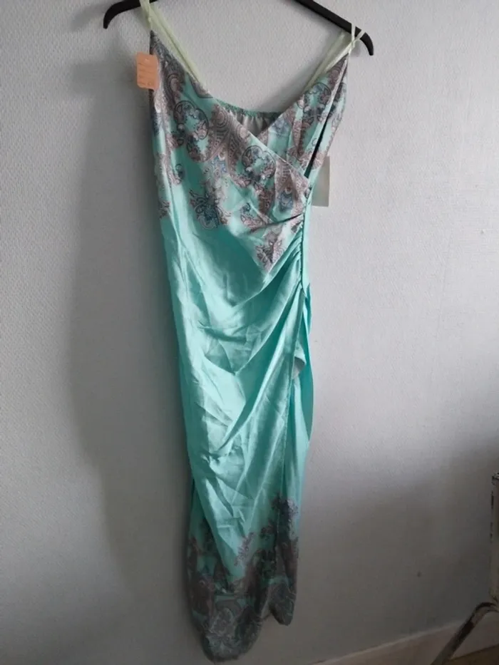 Robe 36 - photo numéro 2