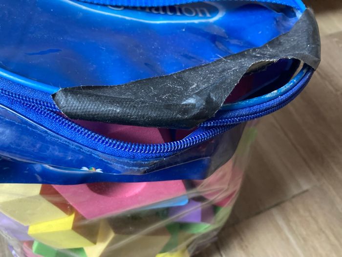 Cubes en mousse colorés pour construction - photo numéro 4